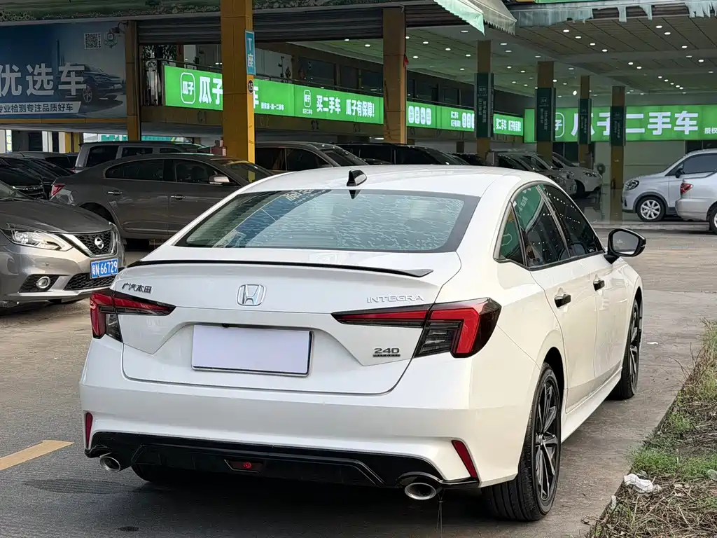 Honda Integra — миниатюра 11