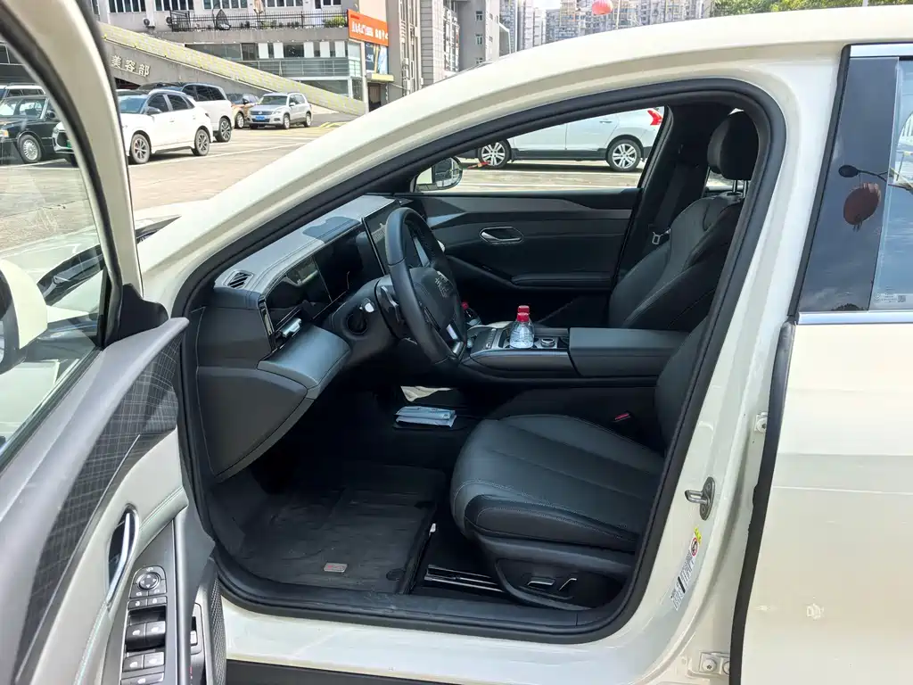 BYD Qin L — миниатюра 4