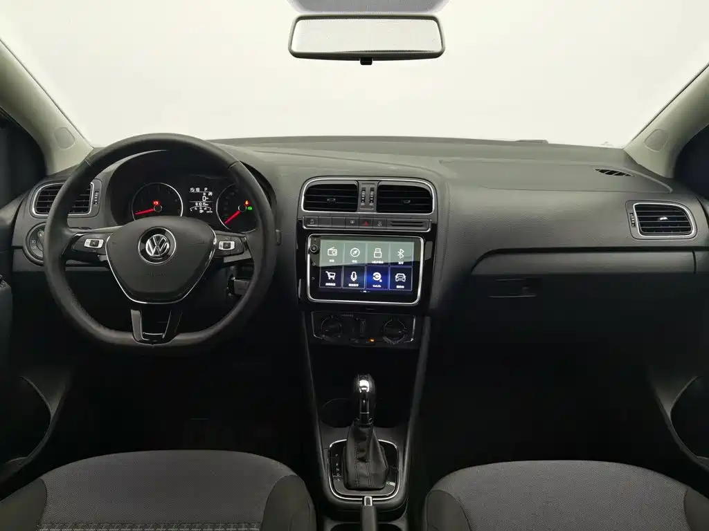 Volkswagen Polo — миниатюра 5