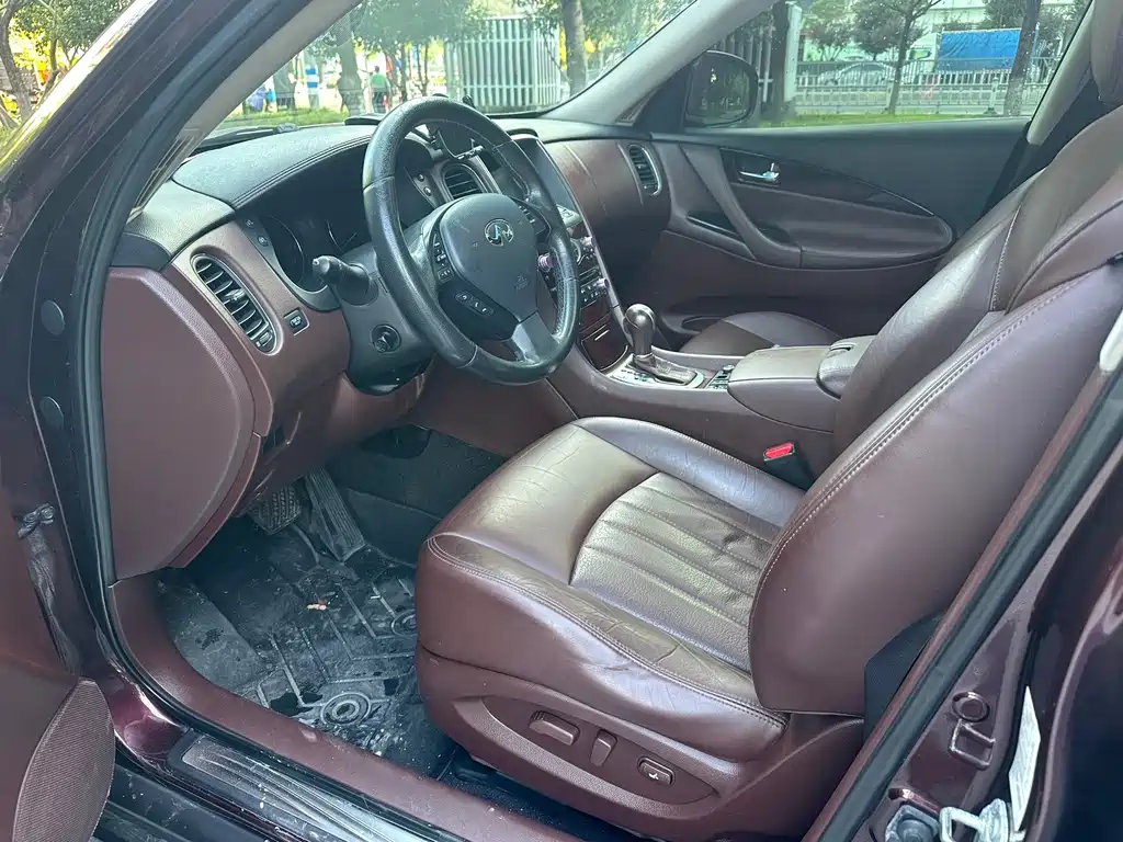 Infiniti QX50 (Import) — миниатюра 13
