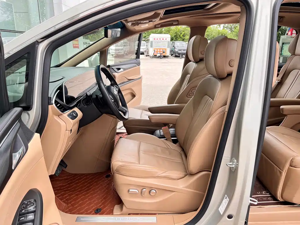 Buick GL8 — миниатюра 17