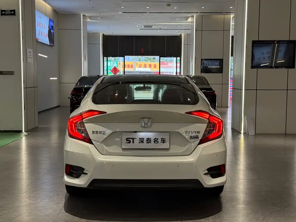 Honda Civic — миниатюра 9