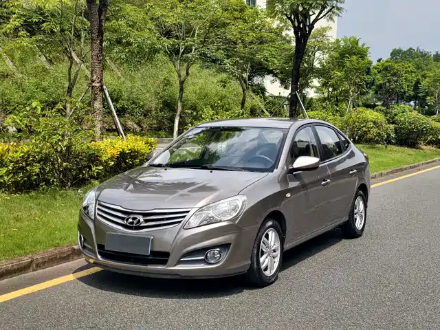 Hyundai Elantra Yuedong