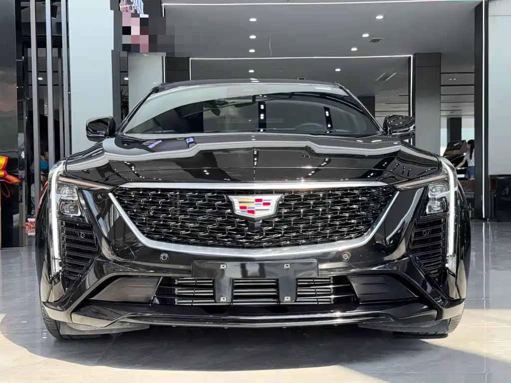 Cadillac CT5 — миниатюра 2