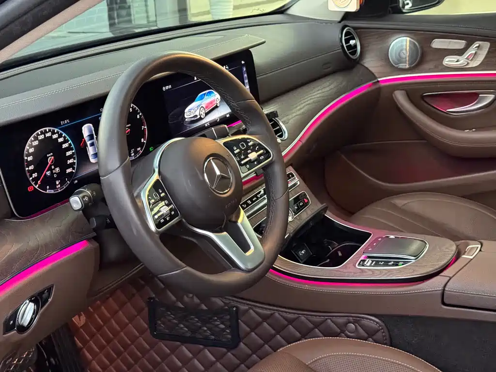Mercedes-Benz E-Class — миниатюра 5