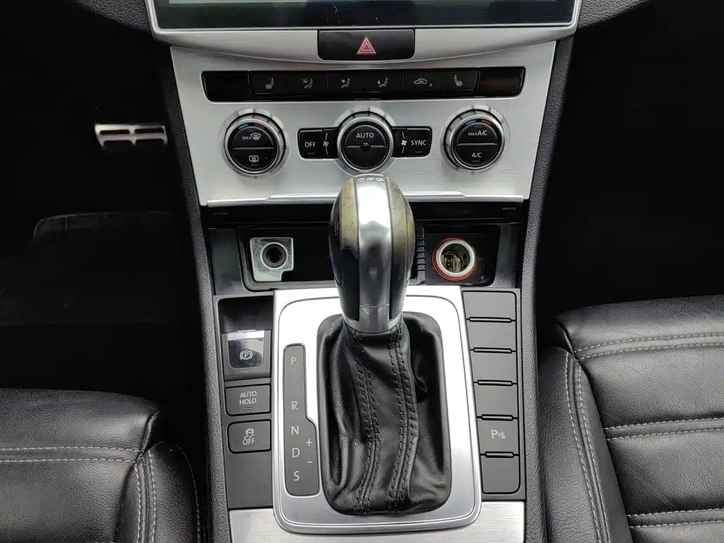 Volkswagen CC — миниатюра 13