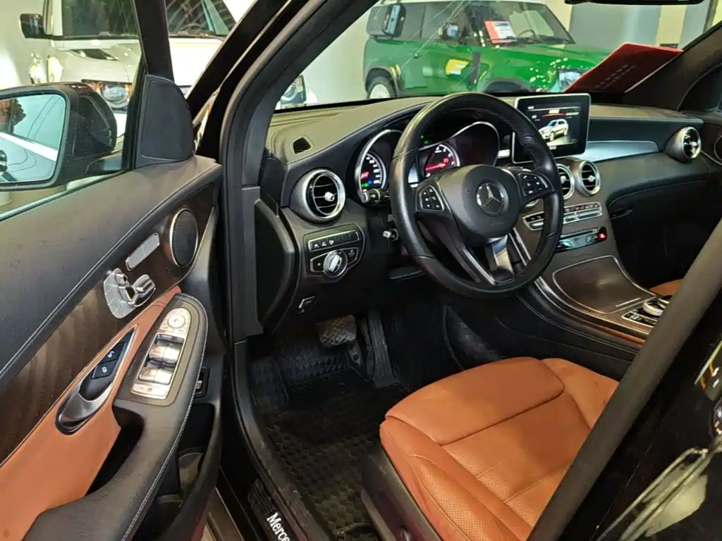 Mercedes-Benz GLC — миниатюра 16