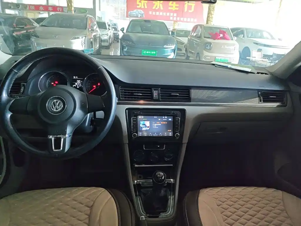 Volkswagen Bora — миниатюра 5