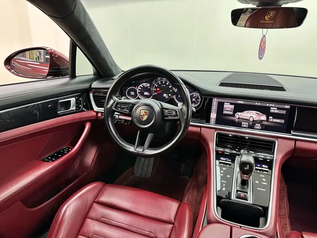 Porsche Panamera — миниатюра 12