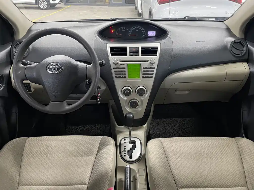 Toyota Vios — миниатюра 10