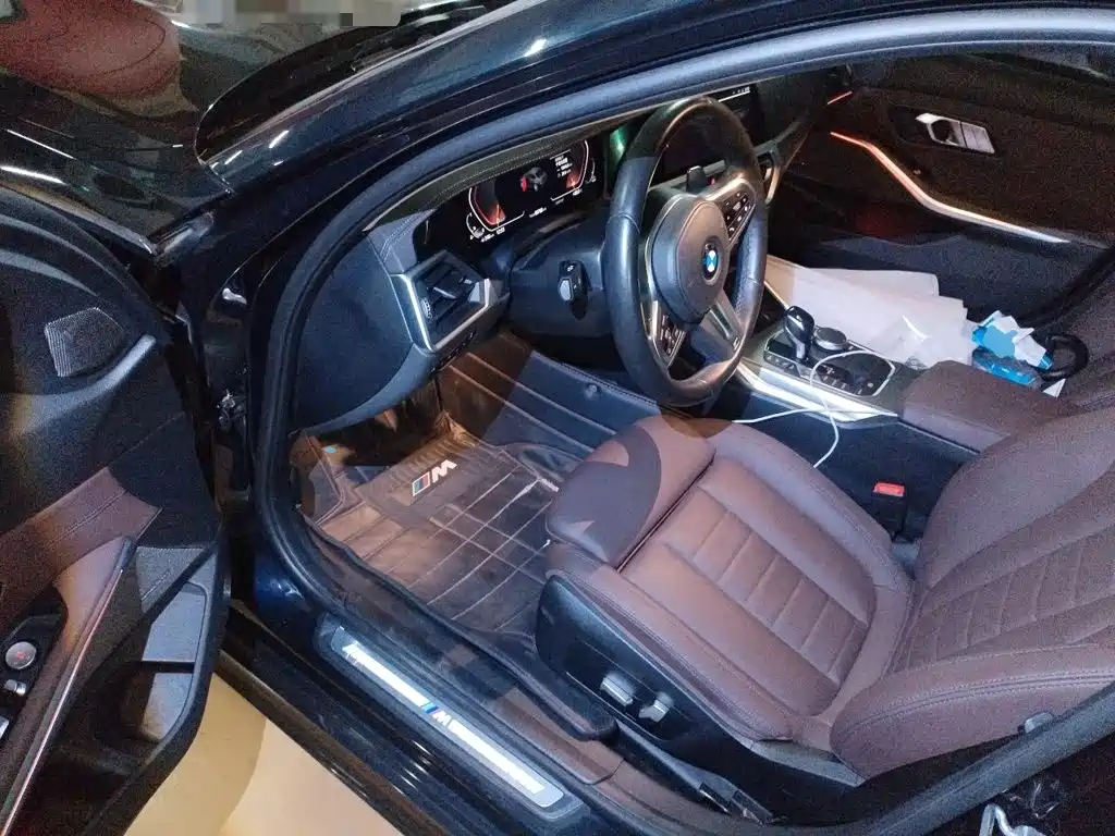BMW 3 Series — миниатюра 14