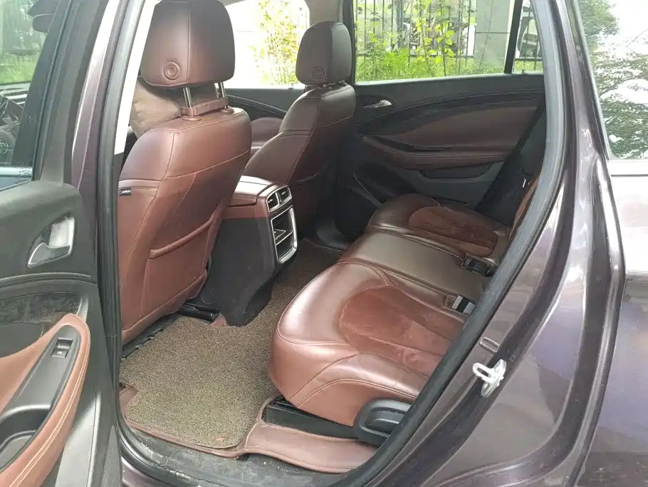 Buick Envision Plus — миниатюра 11
