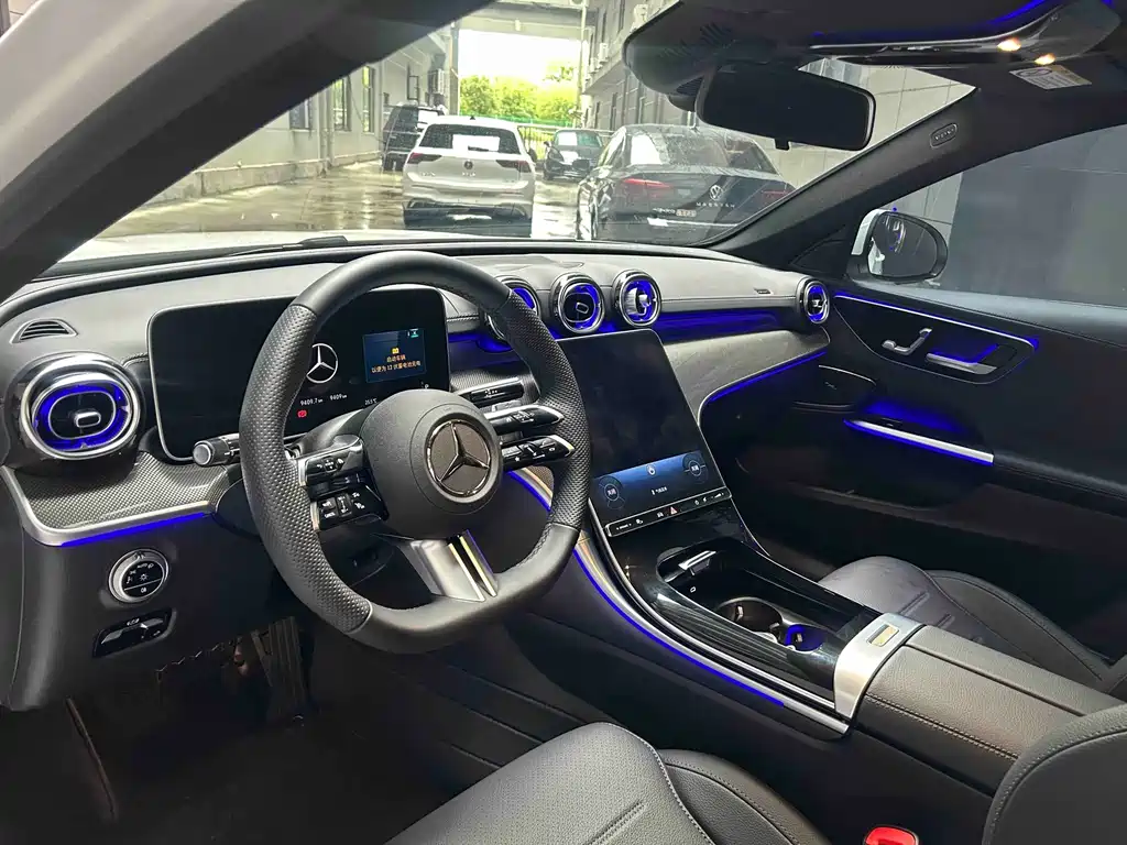 Mercedes-Benz C-Class — миниатюра 14