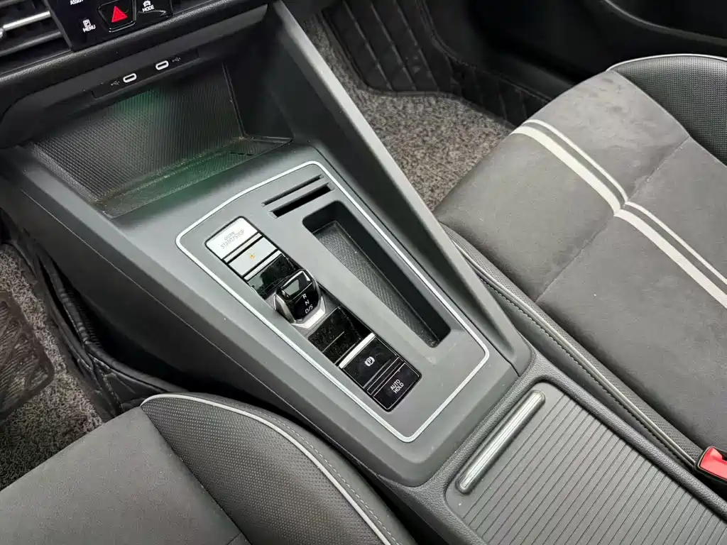 Volkswagen Golf — миниатюра 9
