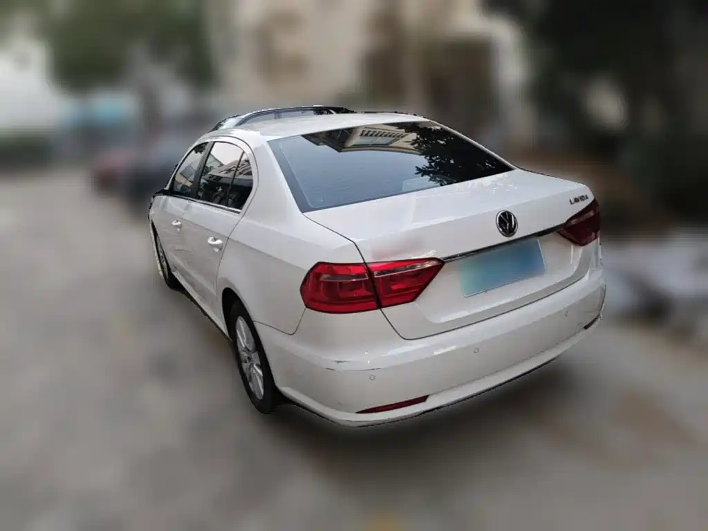 Volkswagen Lavida — миниатюра 7