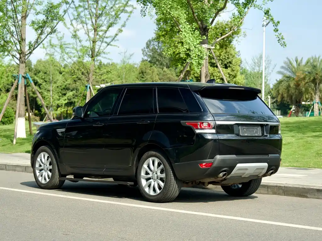 Land Rover Sport — миниатюра 4