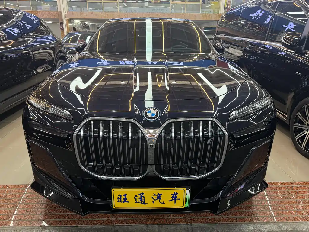 BMW i7 2023 eDrive50L Premium M Sport