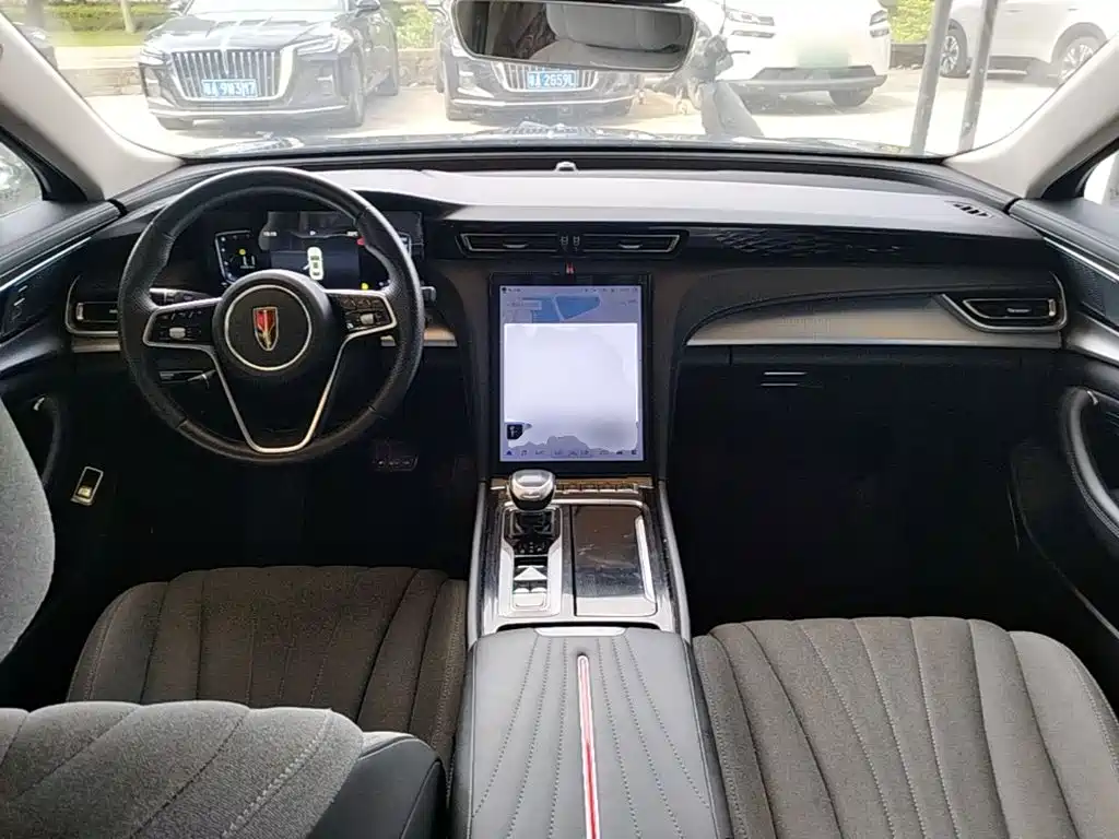Hongqi Hongqi H5 — миниатюра 10