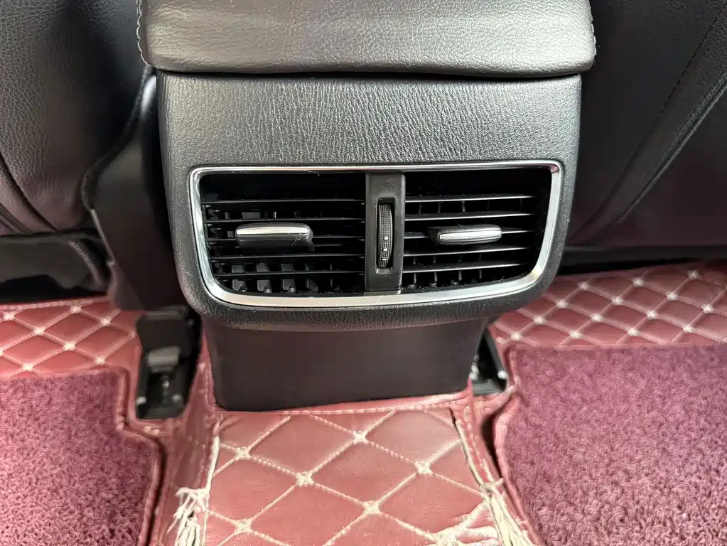 Mazda Atenza — миниатюра 10