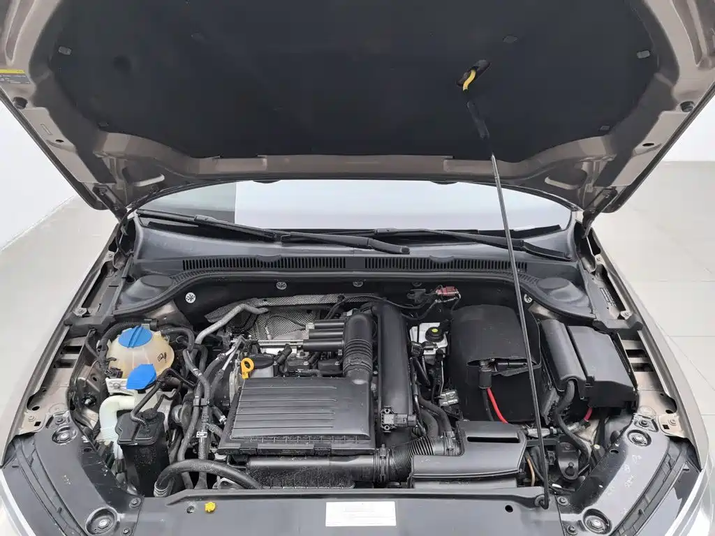 Volkswagen Sagitar — миниатюра 6