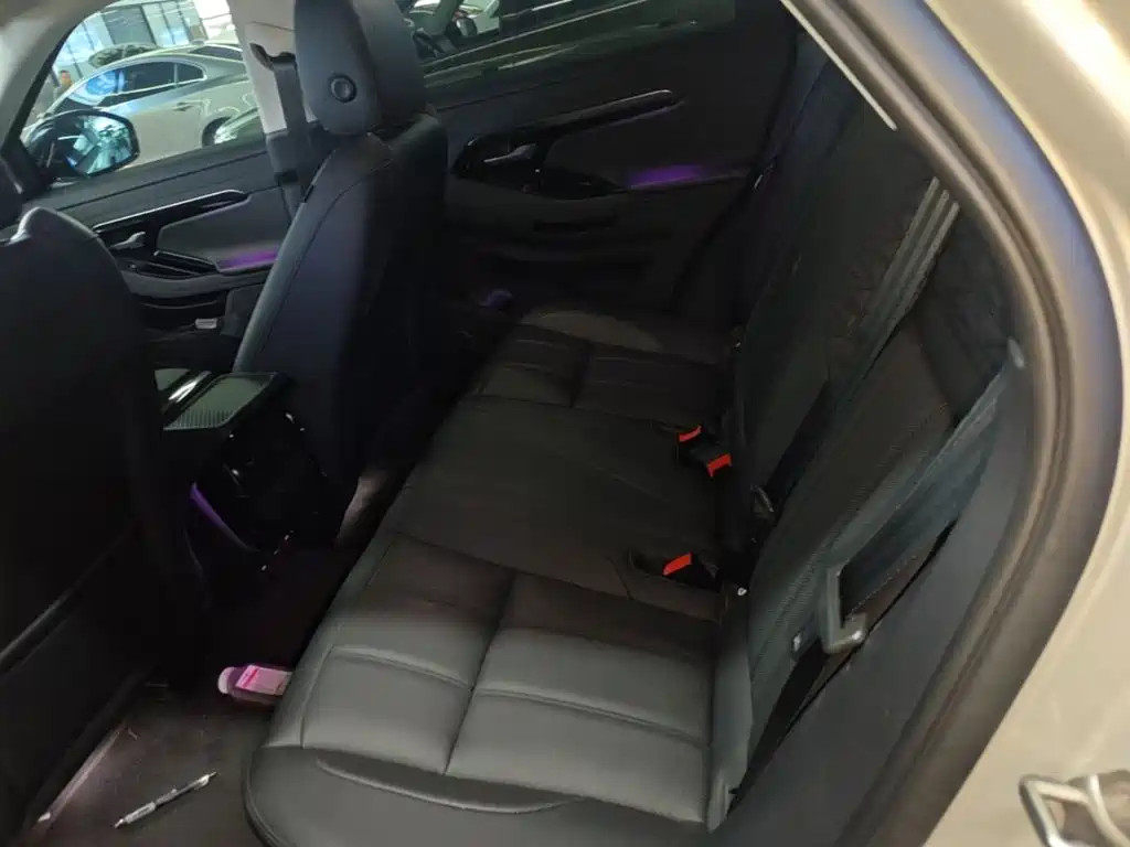 Land Rover Evoque — миниатюра 17