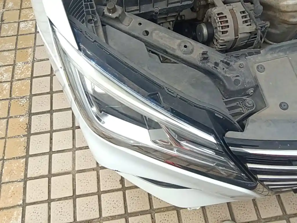 Roewe i5 — миниатюра 11