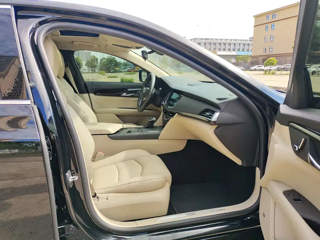Cadillac CT6 — миниатюра 4