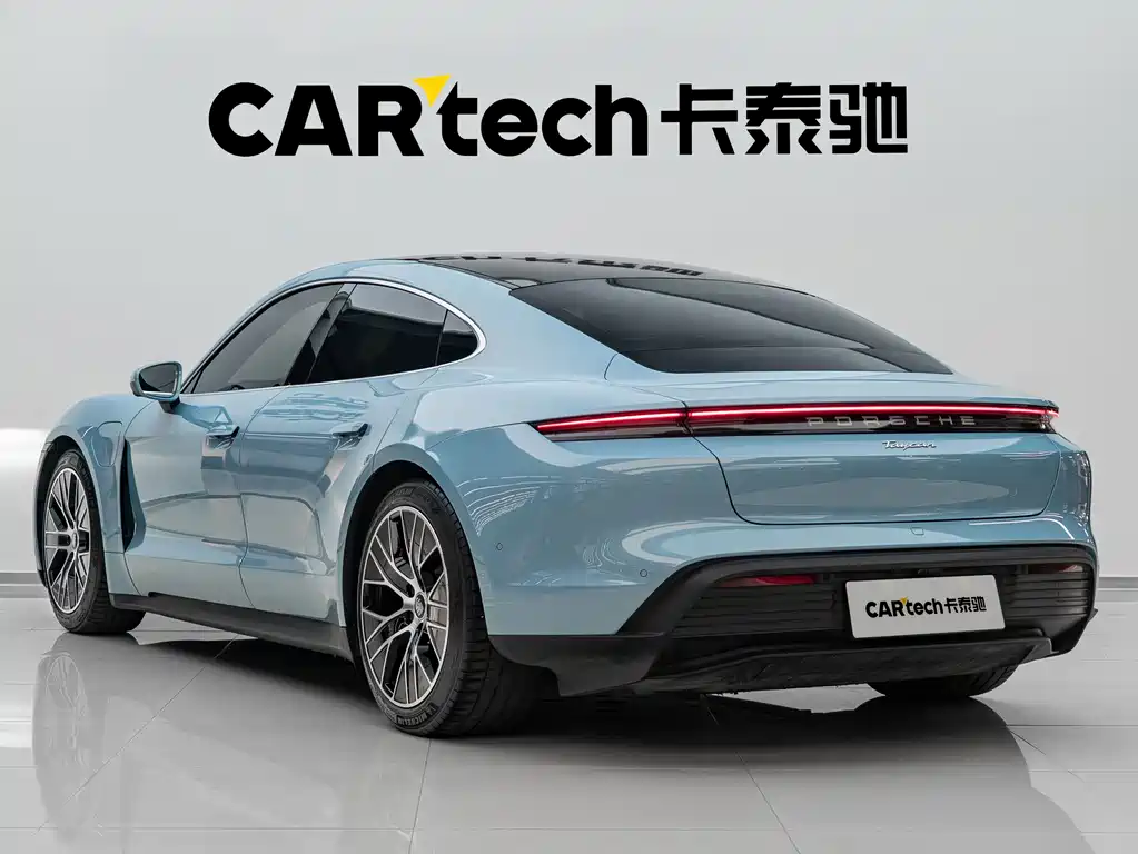 Porsche Taycan — миниатюра 4