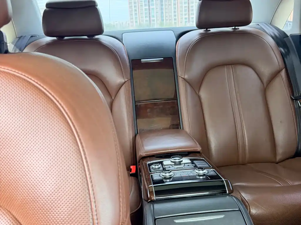 Audi A8 — миниатюра 21