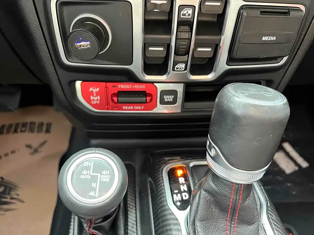 Jeep Wrangler — миниатюра 44