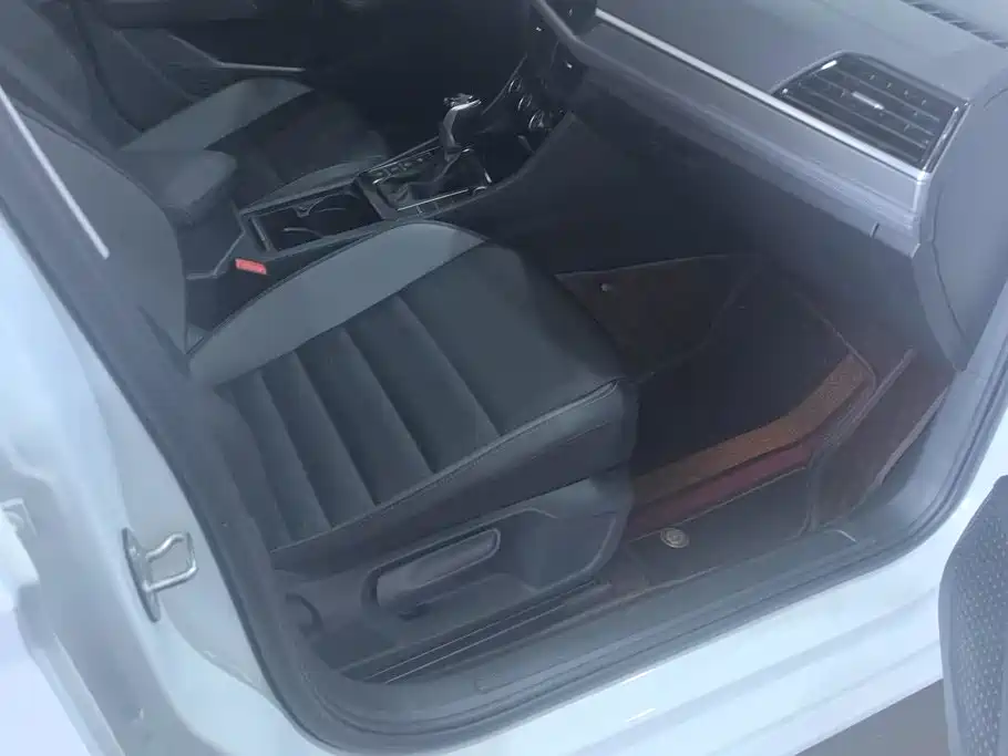 Volkswagen Sagitar — миниатюра 8