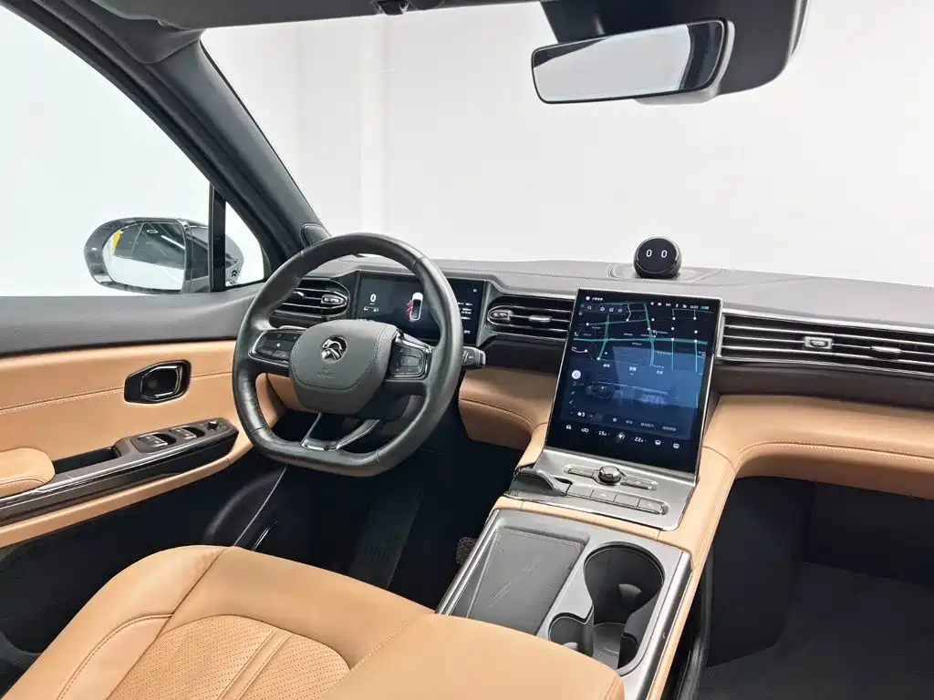 NIO ES6 — миниатюра 24