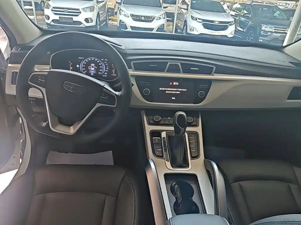 Geely Boyue — миниатюра 10