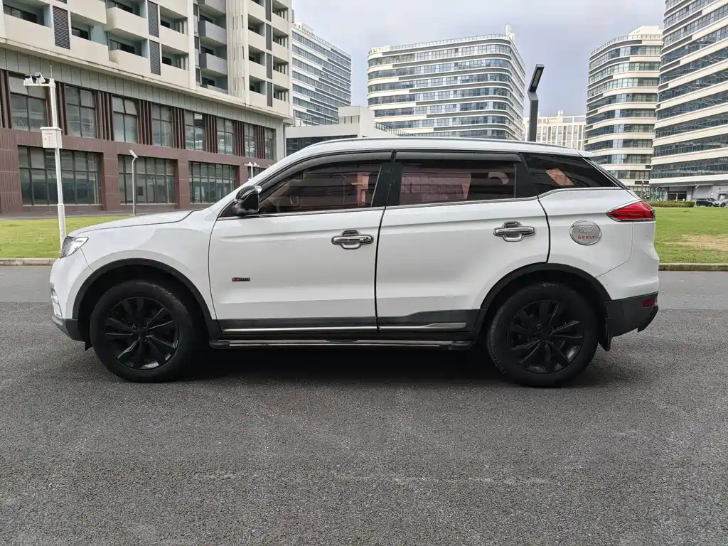 Geely Boyue — миниатюра 8