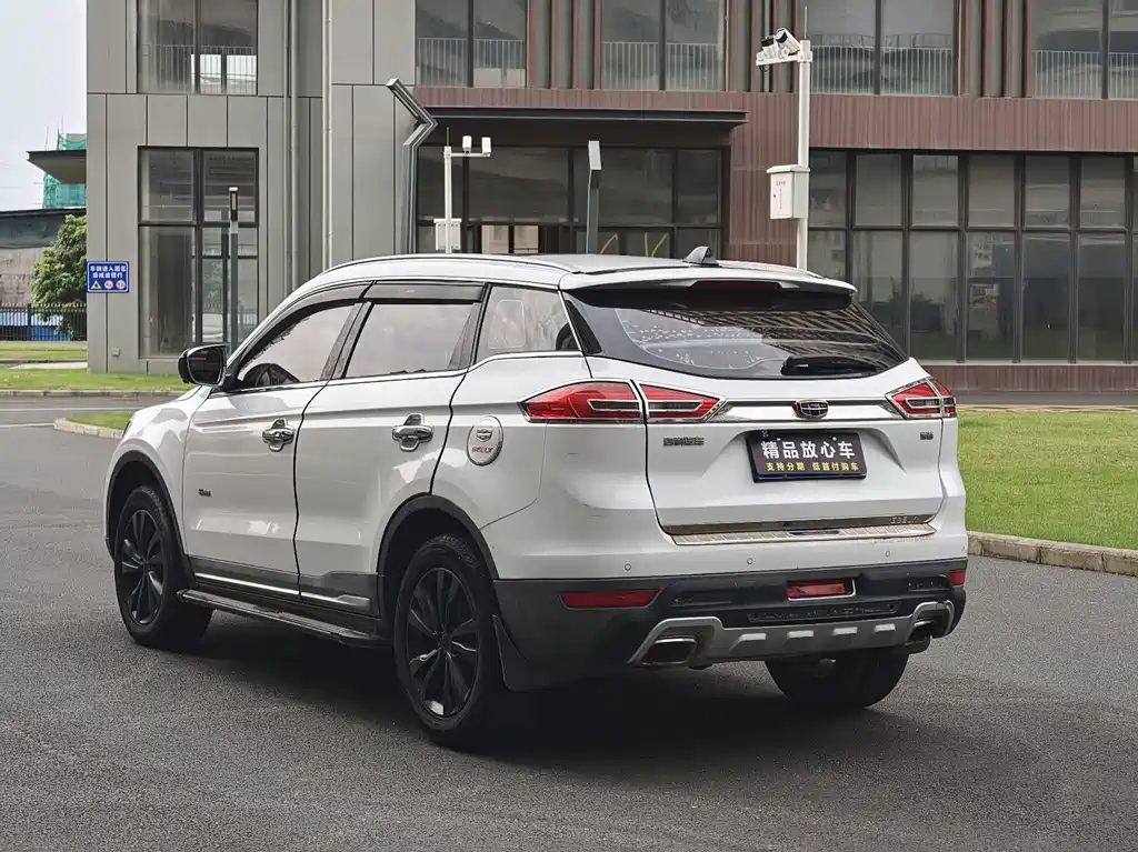 Geely Boyue — миниатюра 7