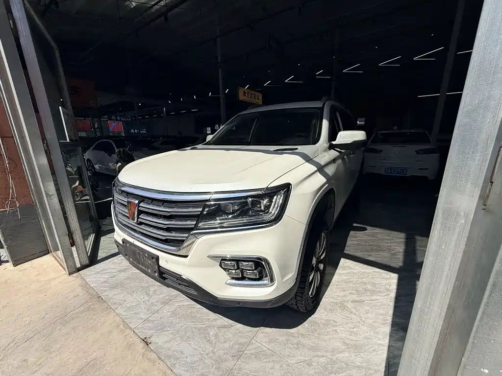 Roewe RX8