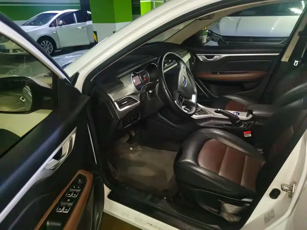 Geely Vision — миниатюра 17