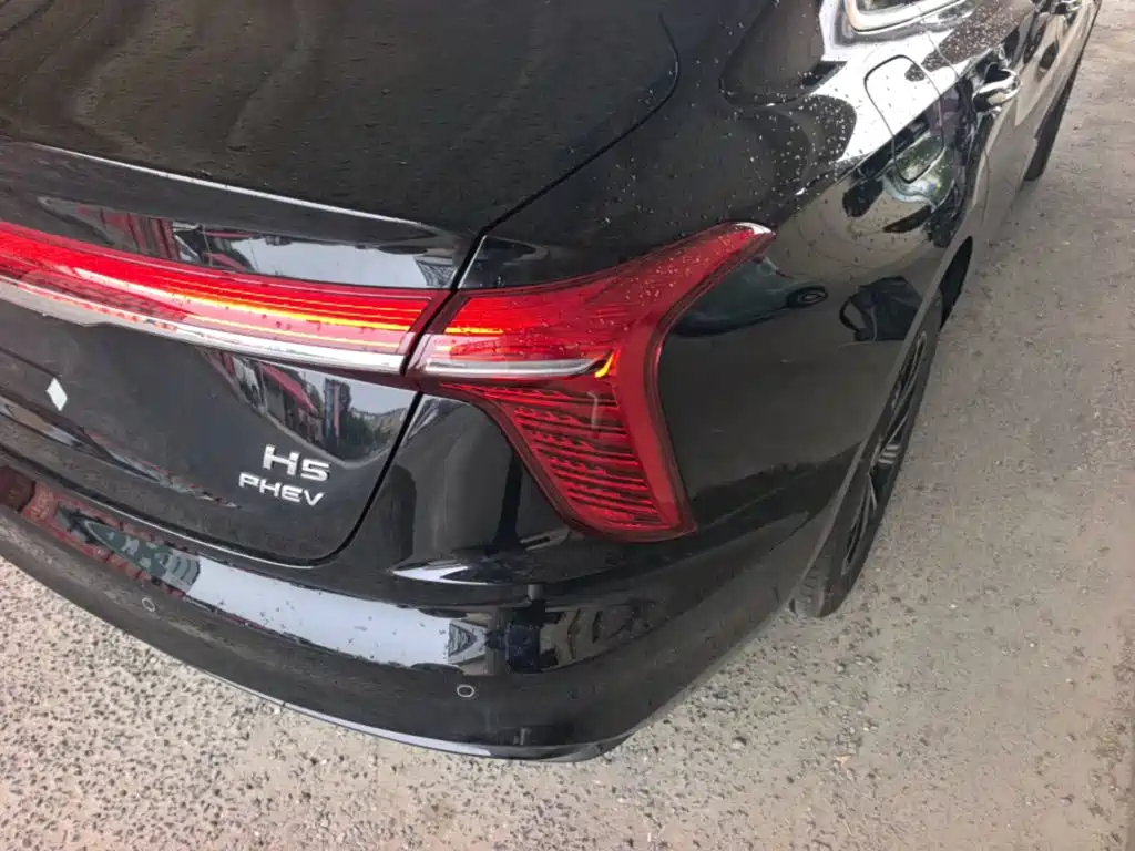 Hongqi Hongqi H5 PHEV — миниатюра 8