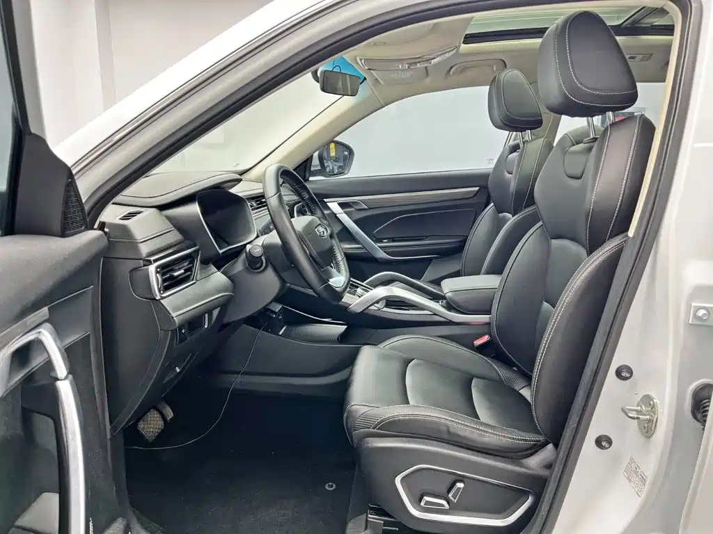 Geely Boyue — миниатюра 14