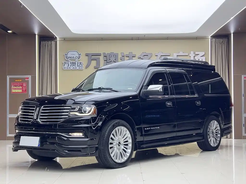 Lincoln Navigator 2016