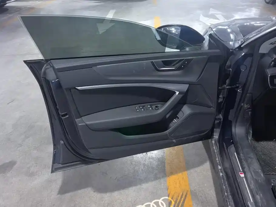 Audi A7L — миниатюра 7