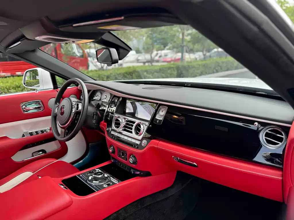 Rolls-Royce Dawn — миниатюра 6