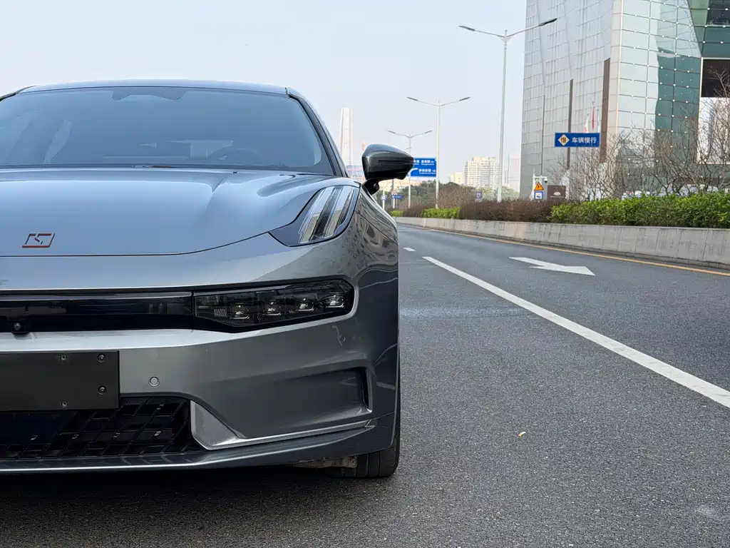 ZEEKR EXTREME KRYPTON 001