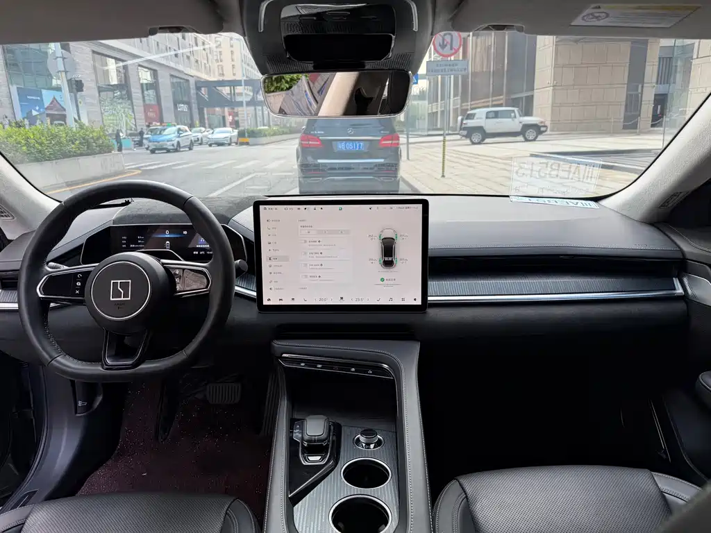 ZEEKR EXTREME KRYPTON 001