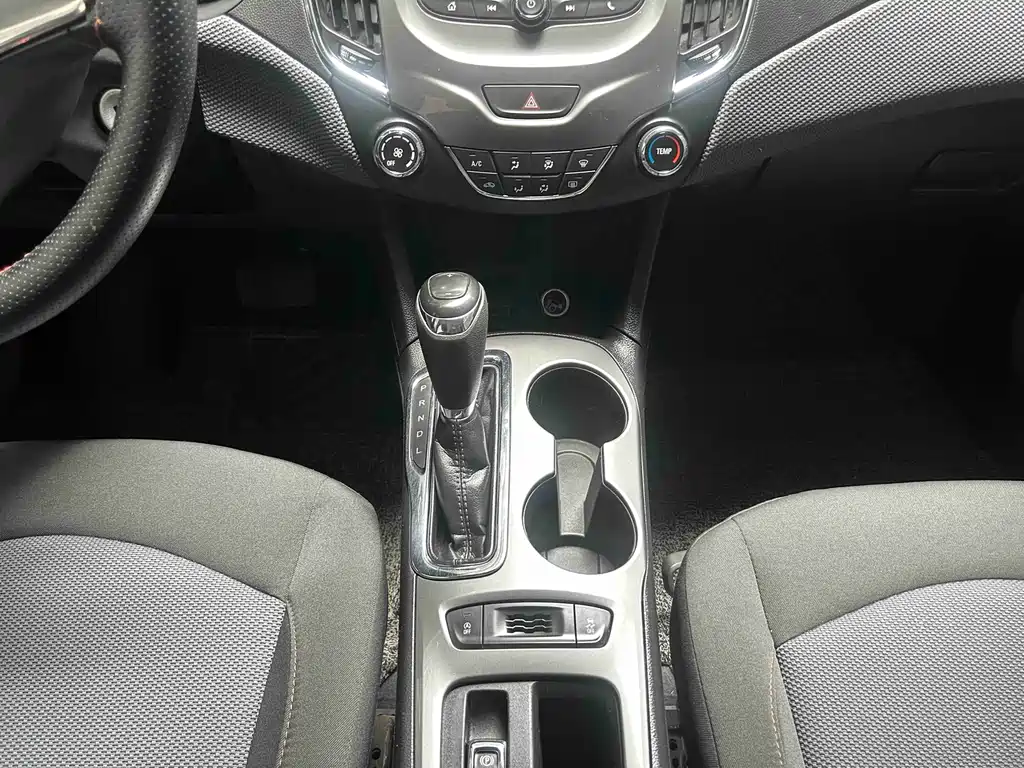 Chevrolet Cruze — миниатюра 7