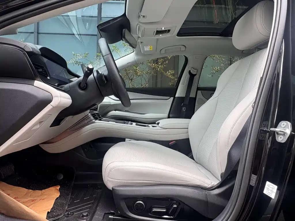BYD 海豹07 EV — миниатюра 11
