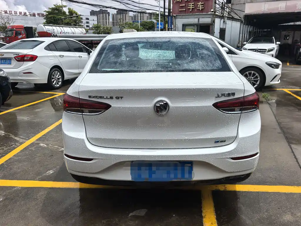 Buick Excelle — миниатюра 4