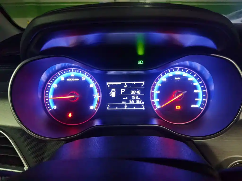 Geely Vision — миниатюра 12