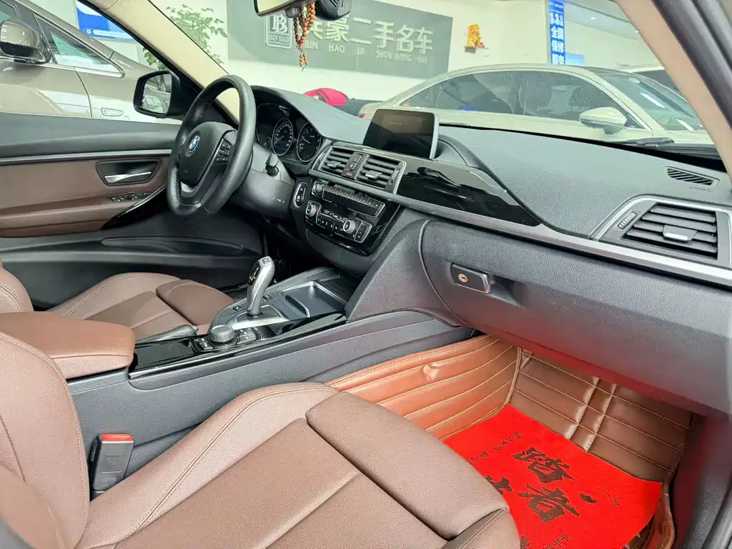 BMW 3 Series — миниатюра 7