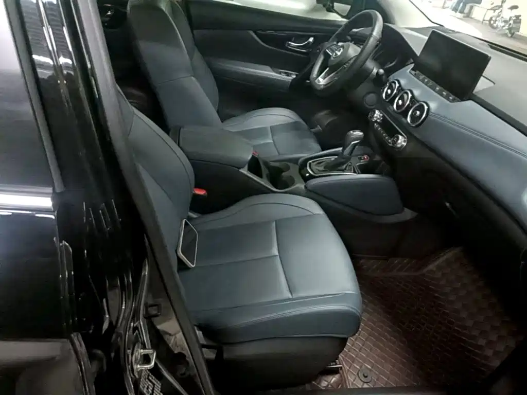 Nissan Qashqai — миниатюра 25